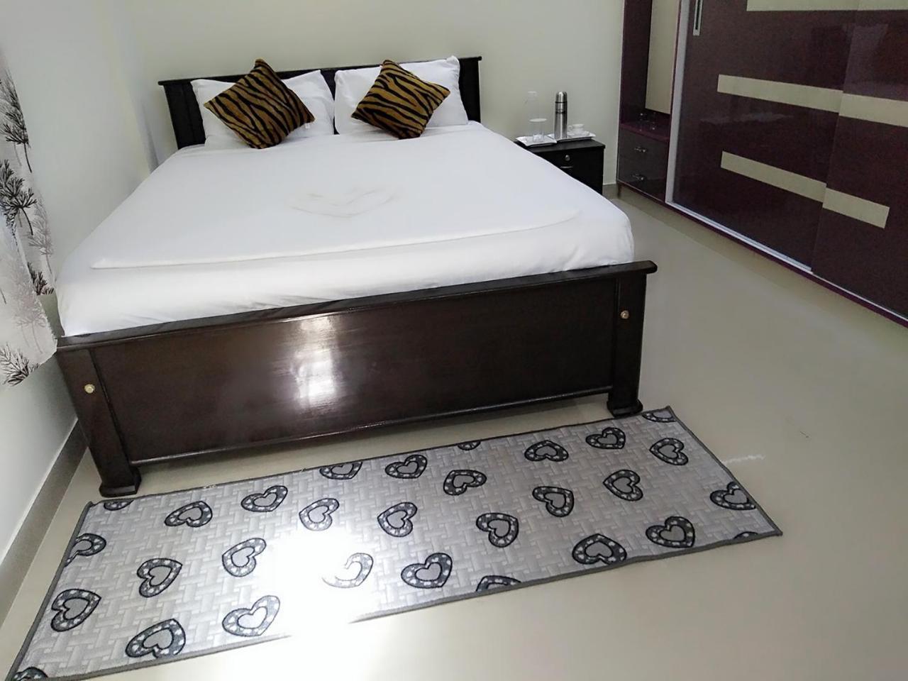 Deeya Suites Private Limited Bangalore Dış mekan fotoğraf
